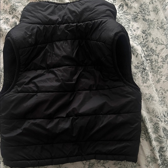 Yogalicious Black Puffer Vest for Kids - Picture 5 of 5